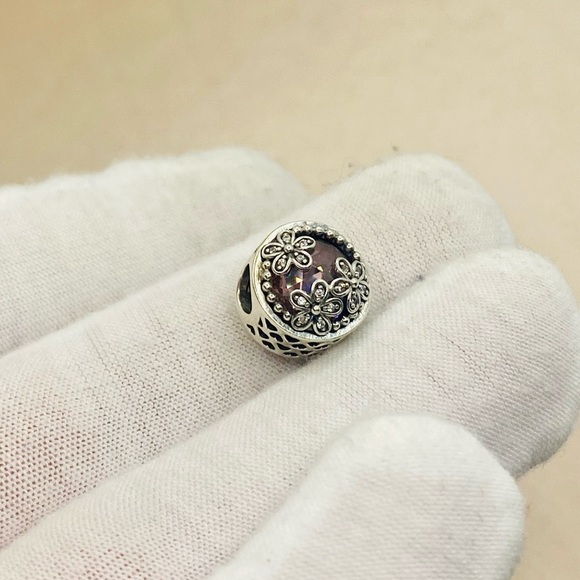 EUC Pandora 792055PCZ Silver Dazzling Daisy Meadow Charm w/ Pink & Clear CZ’s - Picture 6 of 10